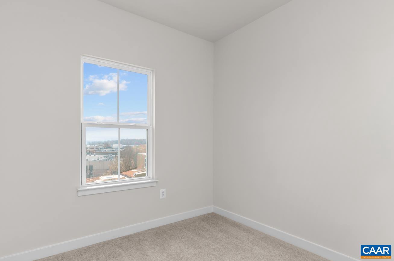 HOLLYMEAD TOWN CENTER - Residential