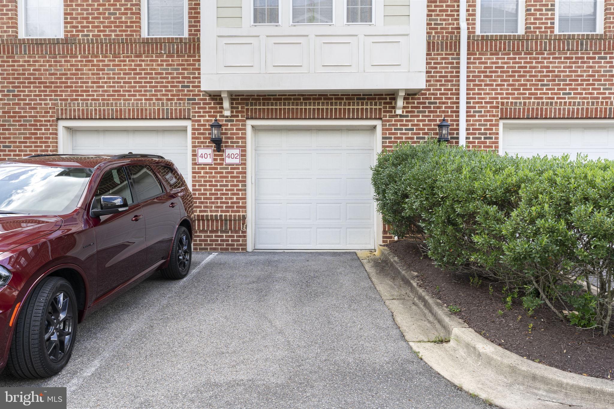800 EDELEN STATION PLACE 402