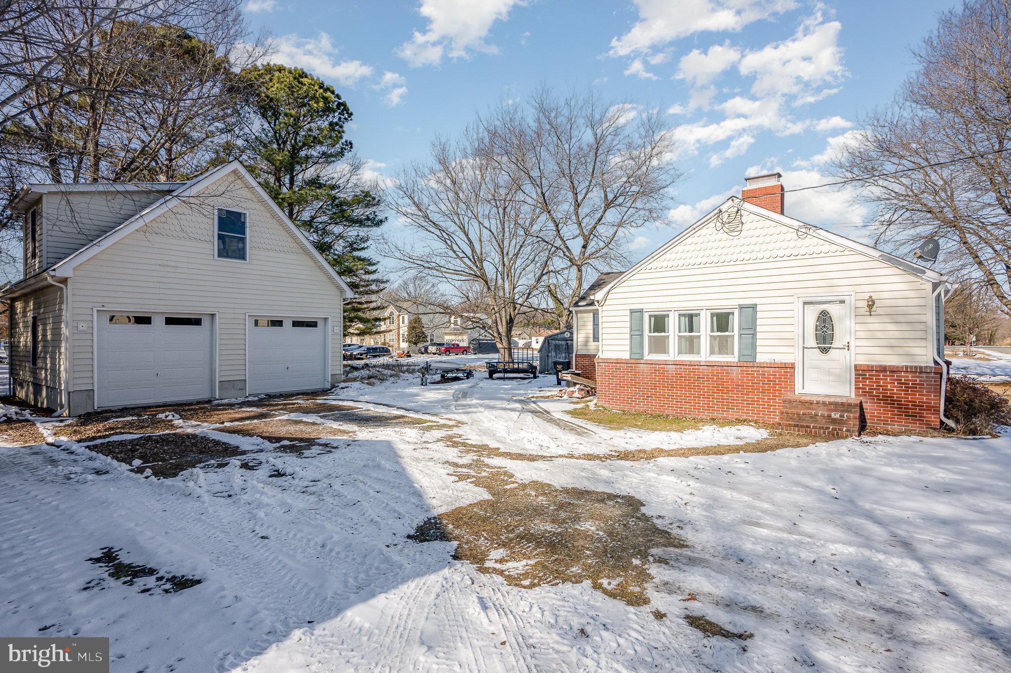 ROCK HALL - Residential