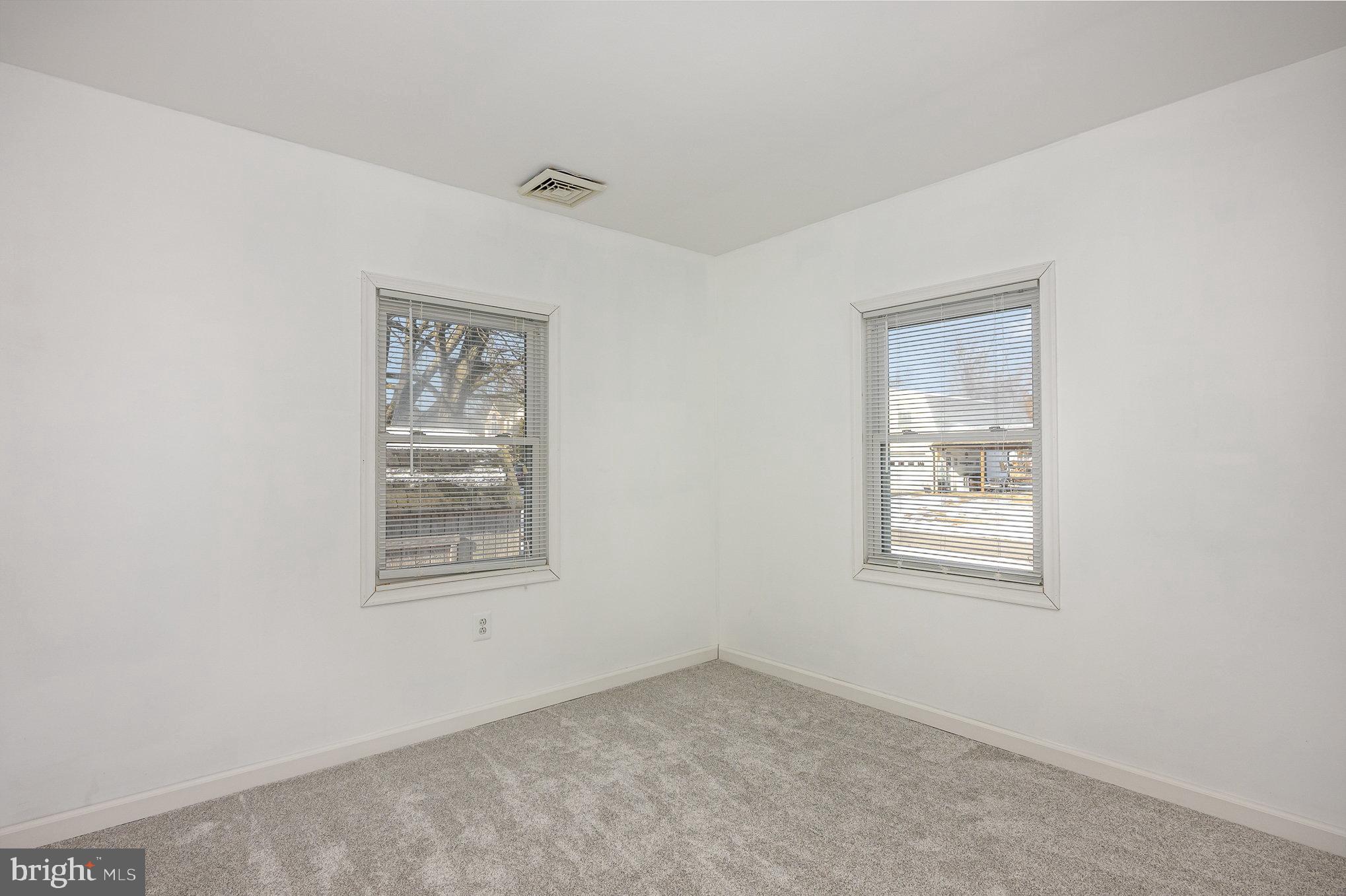 ROCK HALL - Residential