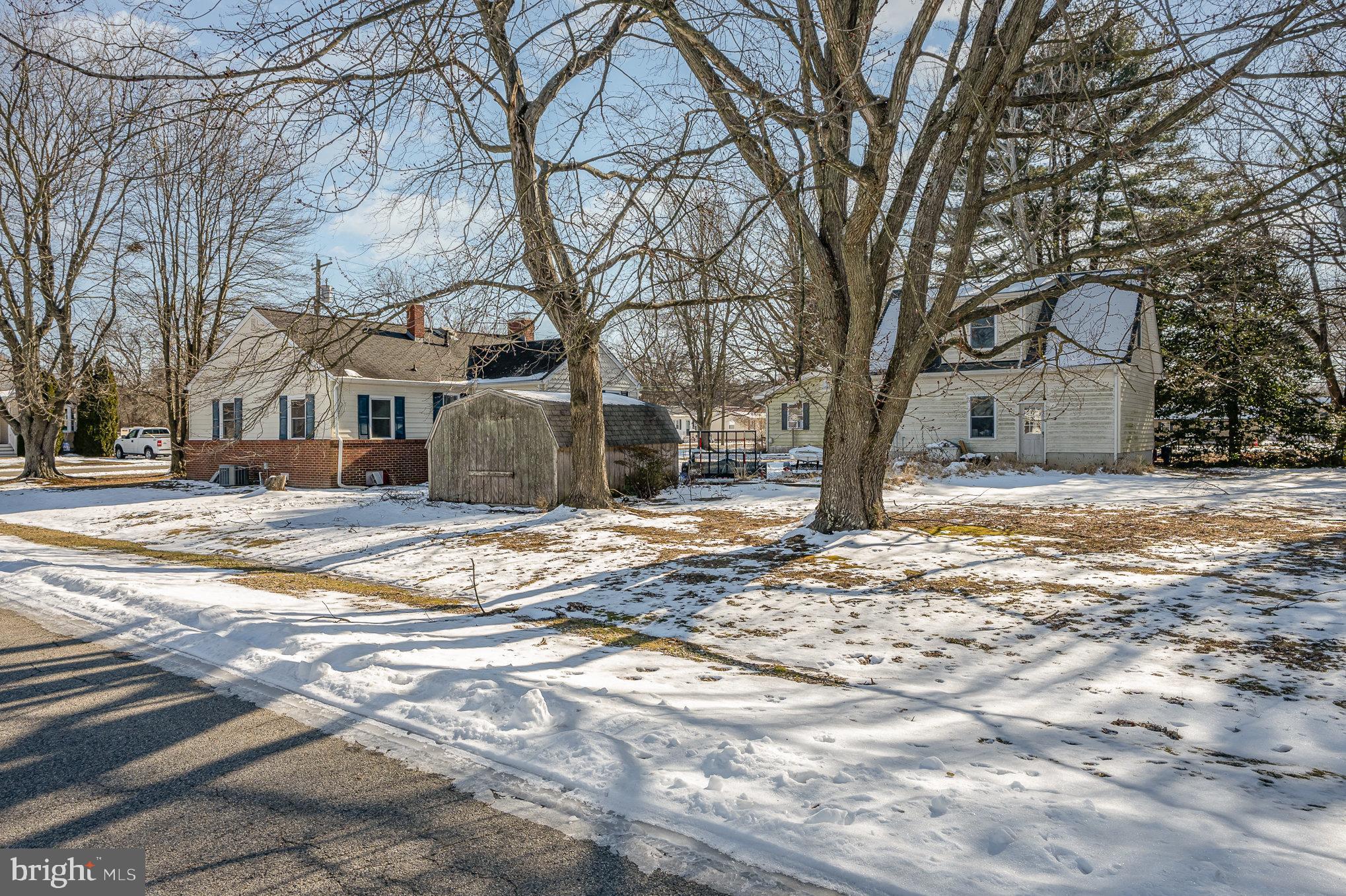 ROCK HALL - Residential