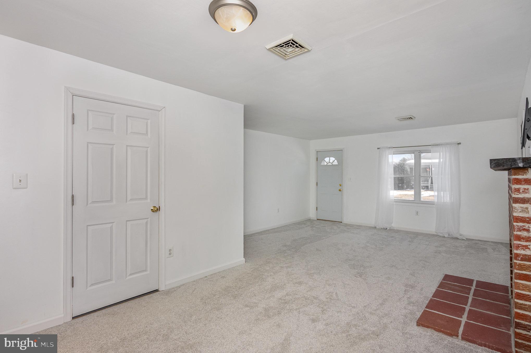 ROCK HALL - Residential