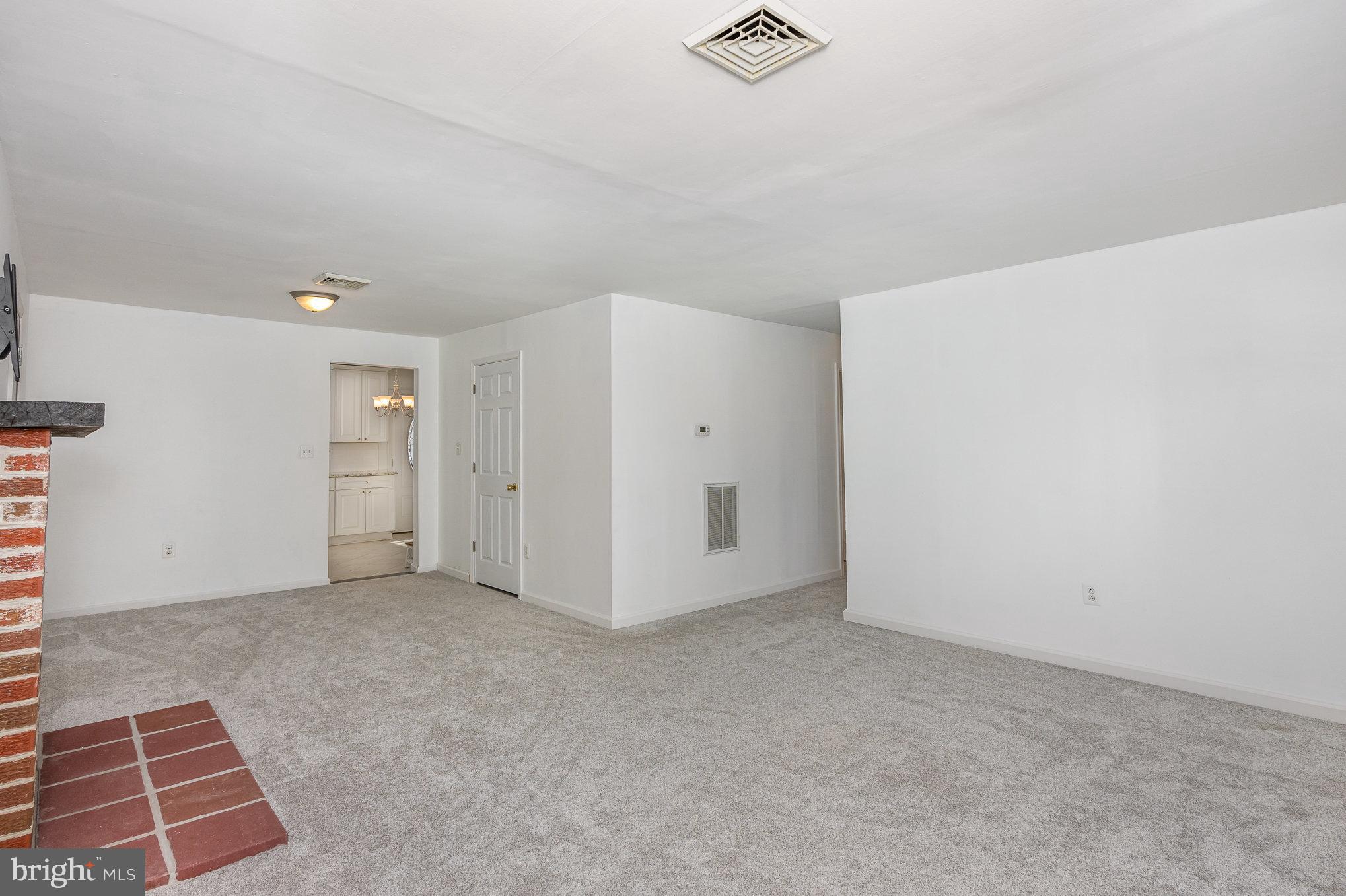 ROCK HALL - Residential