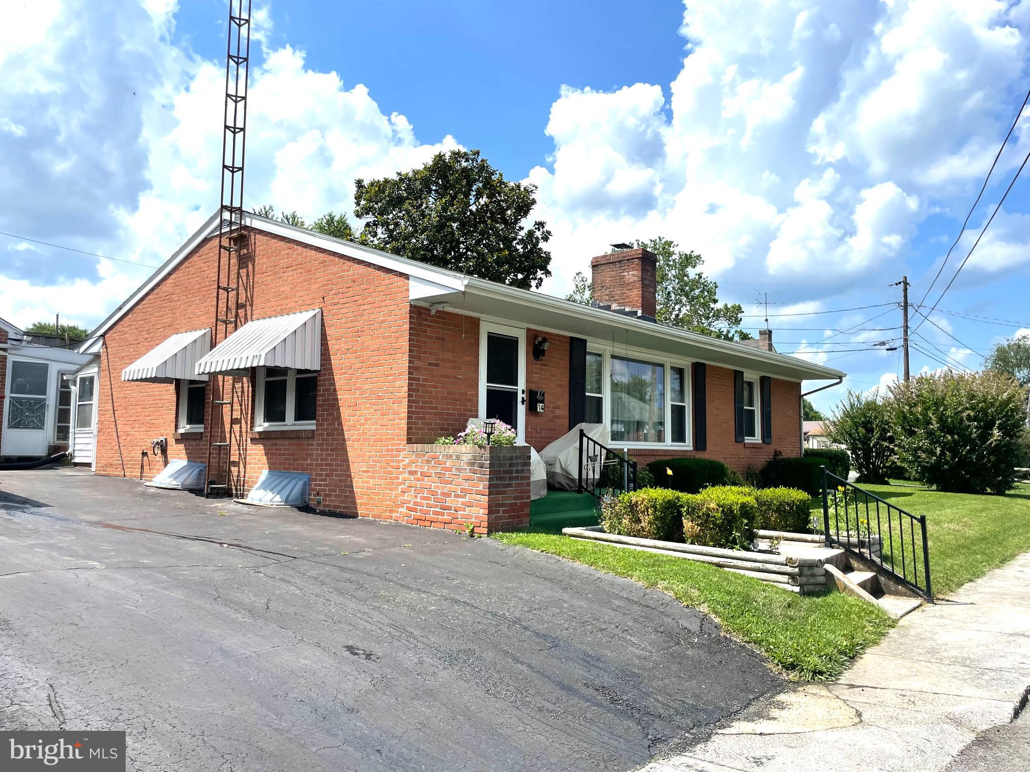 BOONSBORO - Residential