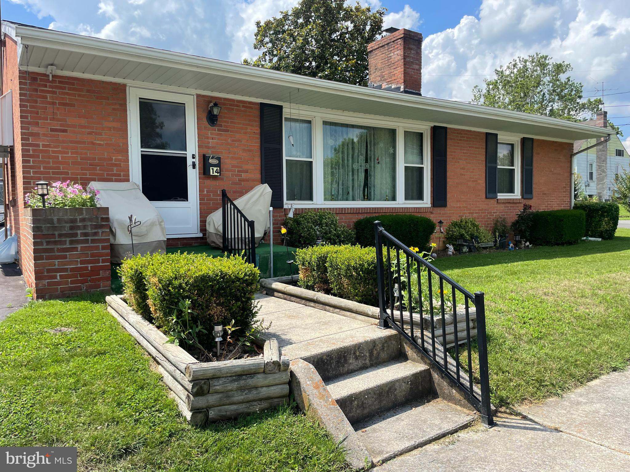 BOONSBORO - Residential