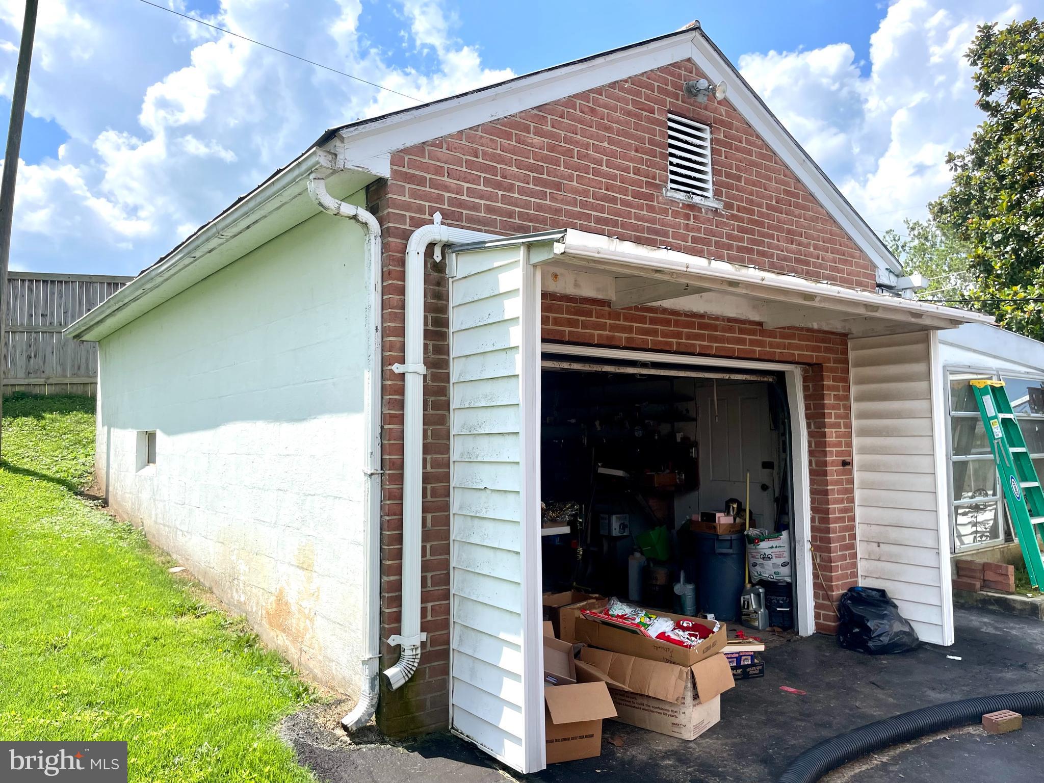 BOONSBORO - Residential