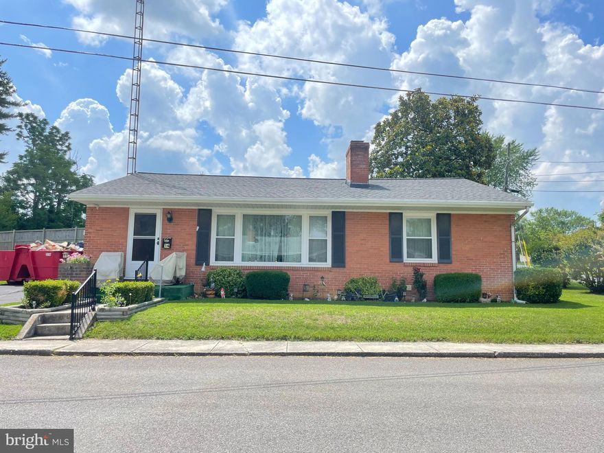 NICE BRICK RANCHER IN A GREAT BOONSBORO LOCATION! Within walking distance to Shafer park, restaurants, recreation, and more! The home features 2-3 bedrooms, kitchen, living room, sun room, outdoor gazebo, partially finished full basement, and detached garage. The basement features a full bath with a room that could be used as a bedroom. The roof is less than 5 years old! This property will be offered at auction on Wednesday August 2, 2023  @ 3:00pm. List price in no way represents minimum, starting, or acceptable bid. It is used only as a guide to find the home.