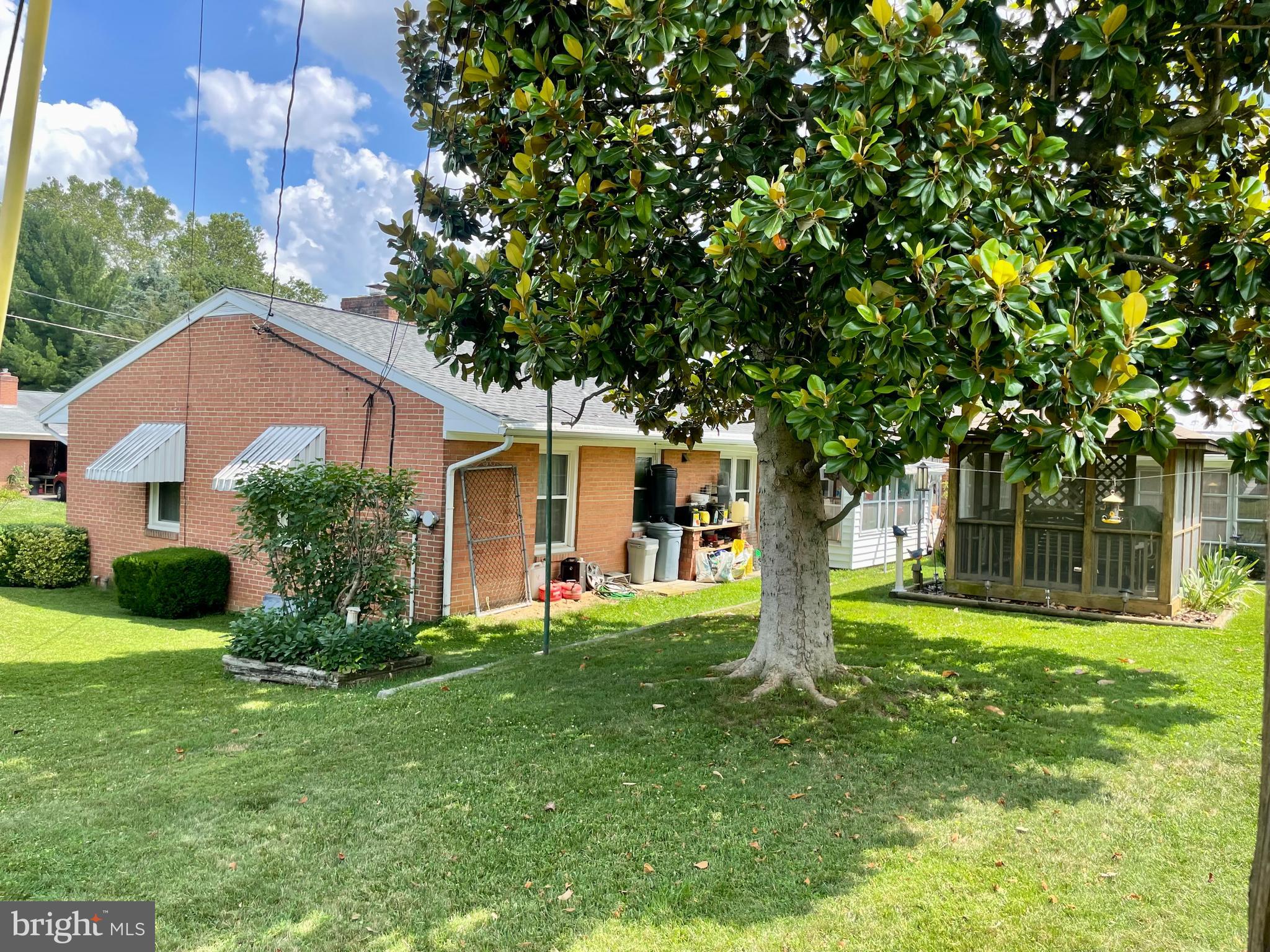 BOONSBORO - Residential