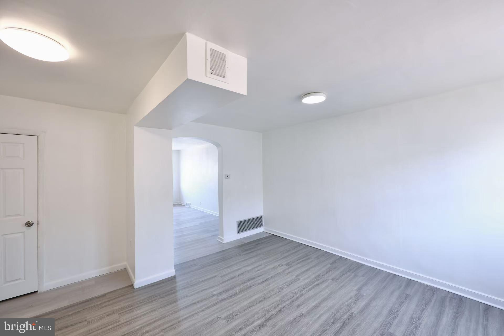 PHILADELPHIA (NORTHEAST) - Residential