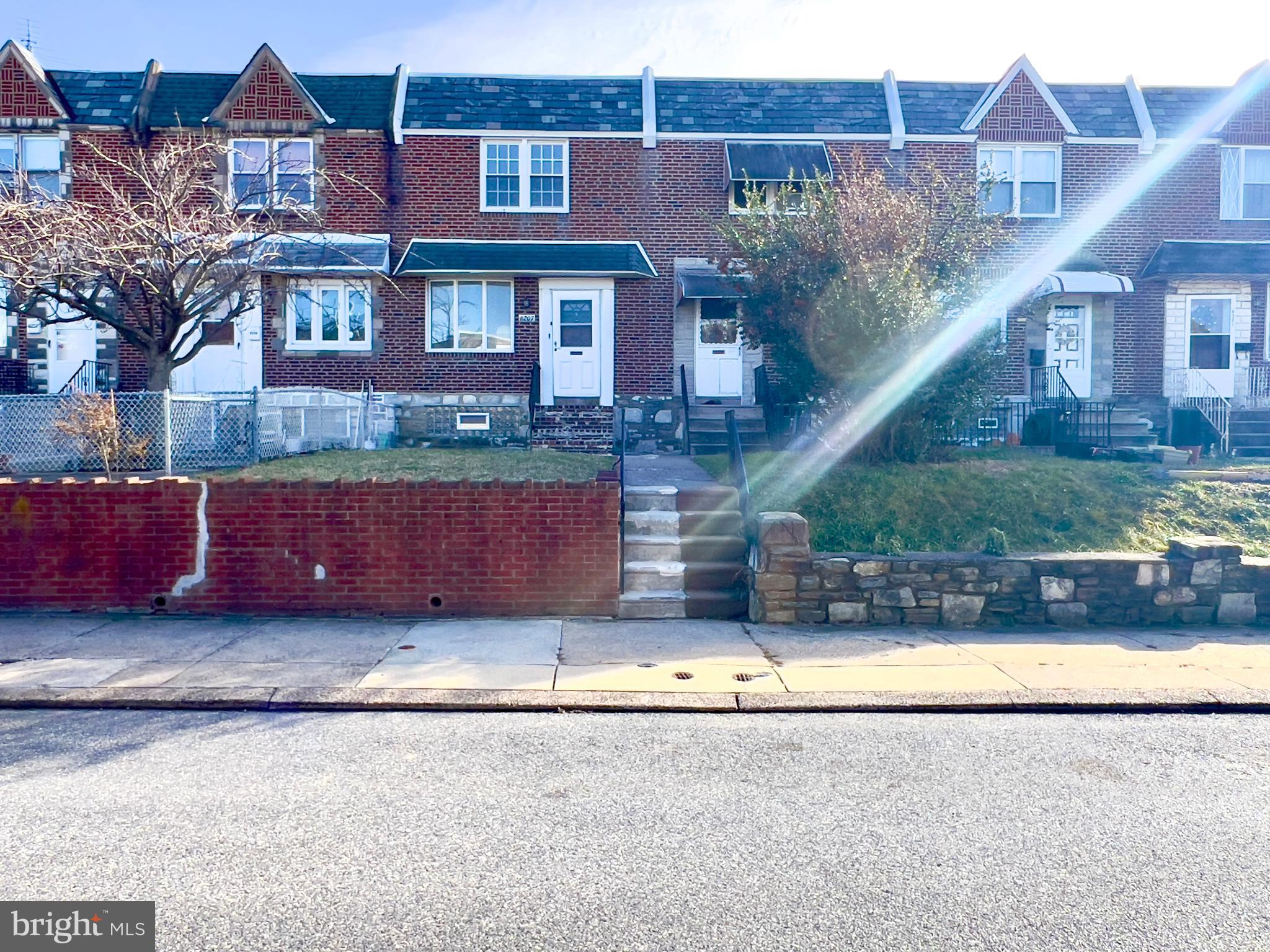 PHILADELPHIA (NORTHEAST) - Residential