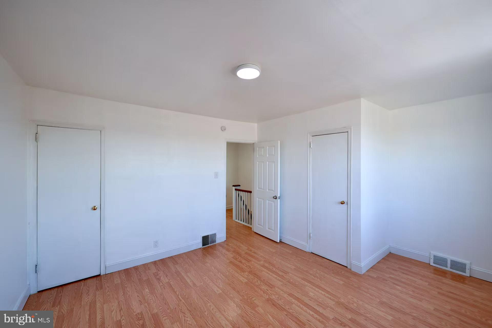 PHILADELPHIA (NORTHEAST) - Residential