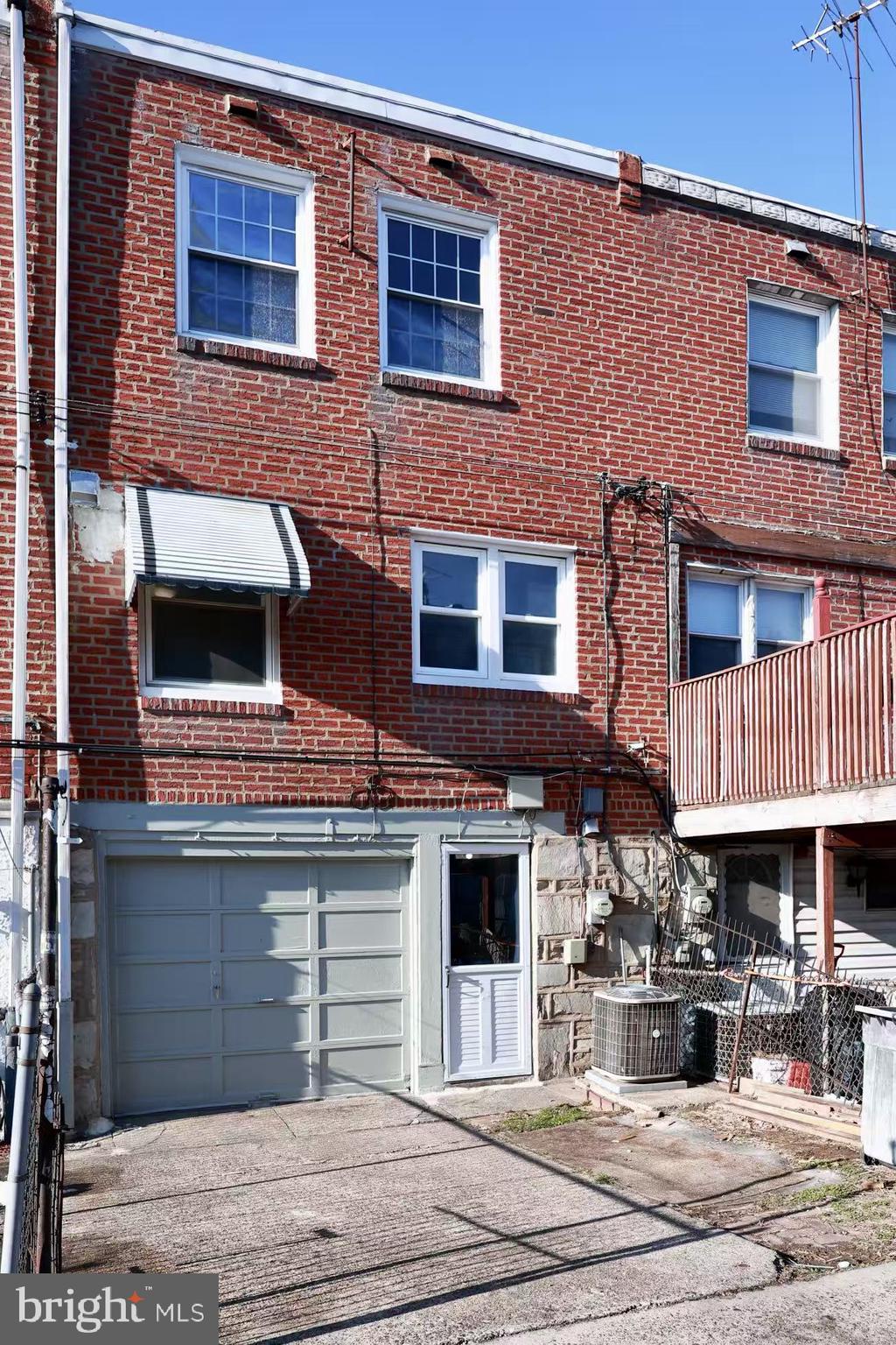 PHILADELPHIA (NORTHEAST) - Residential