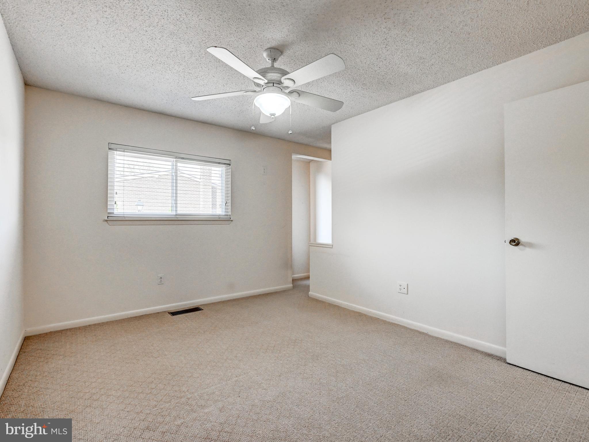 ANNEN WOODS - Residential