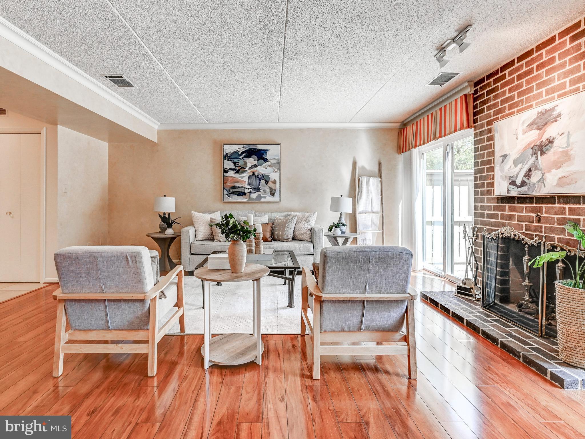 ANNEN WOODS - Residential