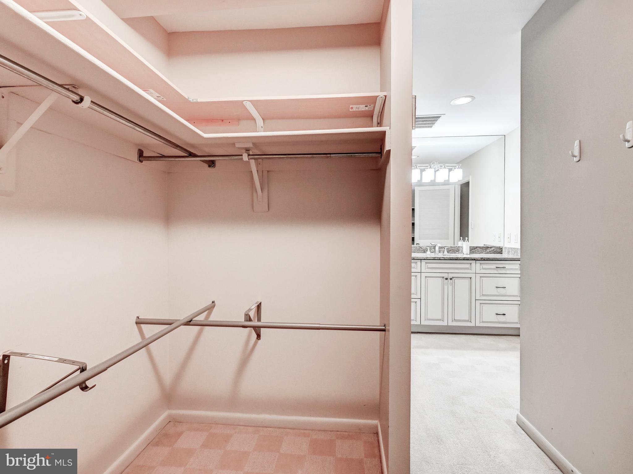 ANNEN WOODS - Residential