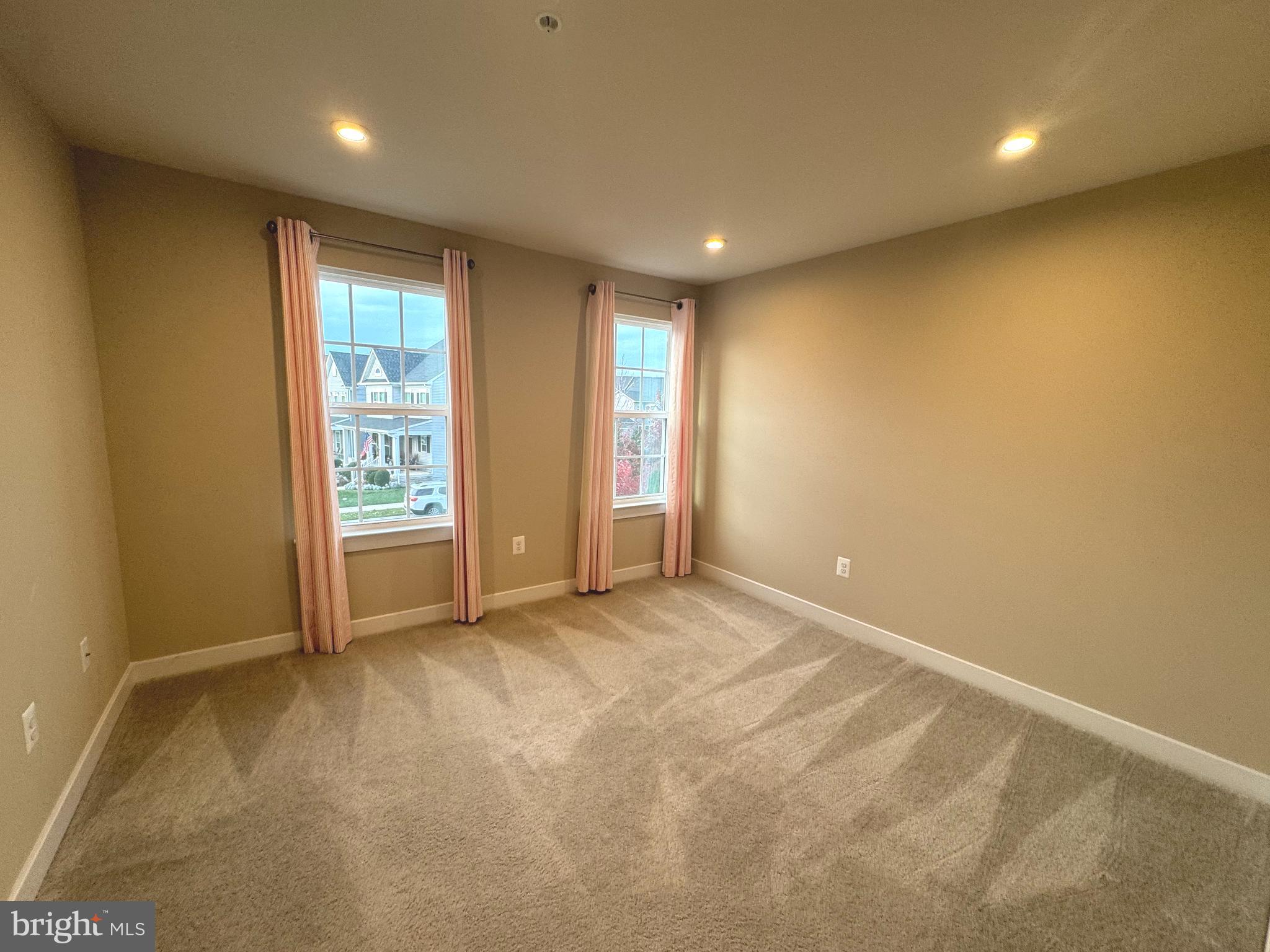 BALLENGER RUN - Residential Lease