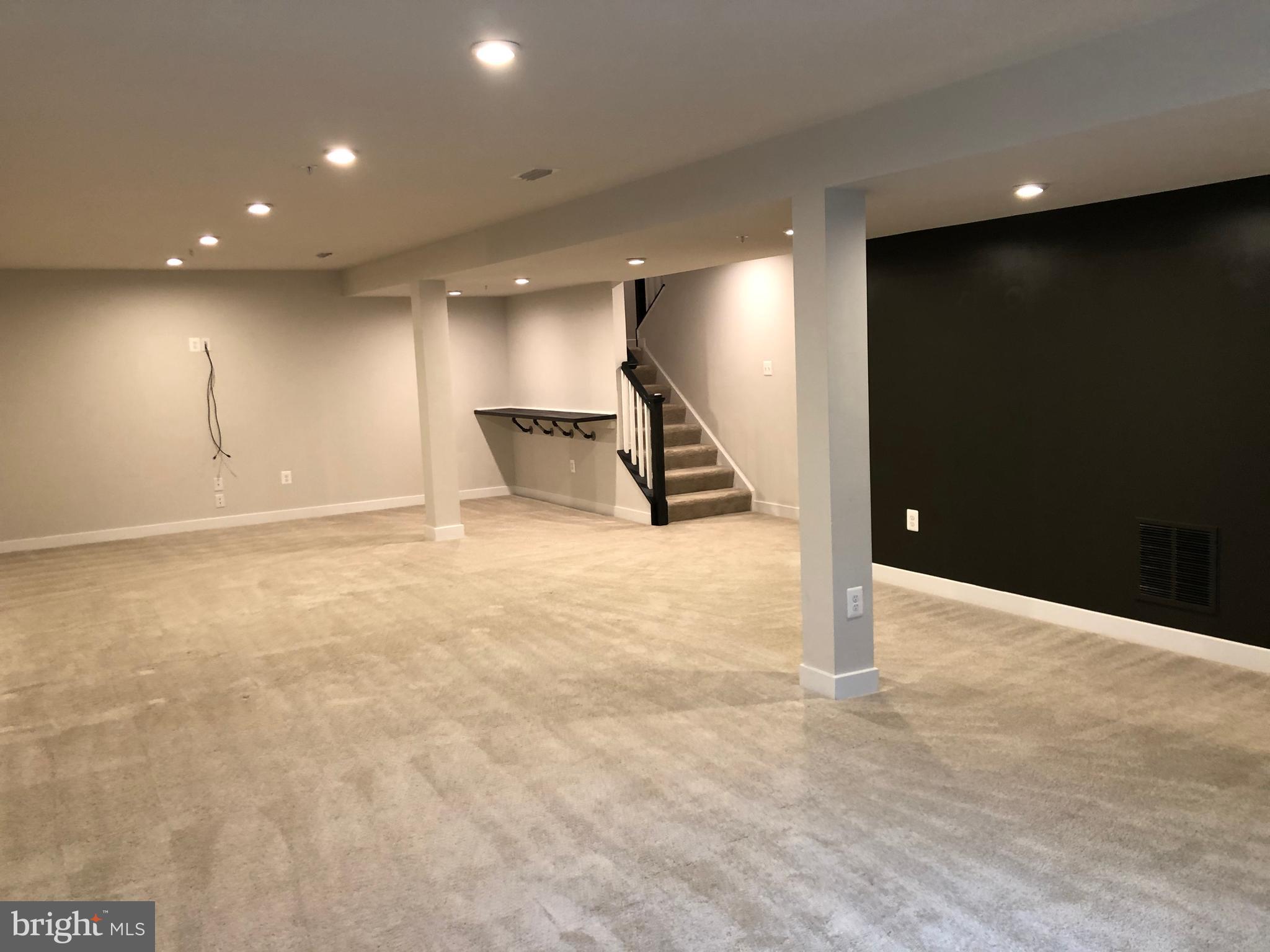 BALLENGER RUN - Residential Lease