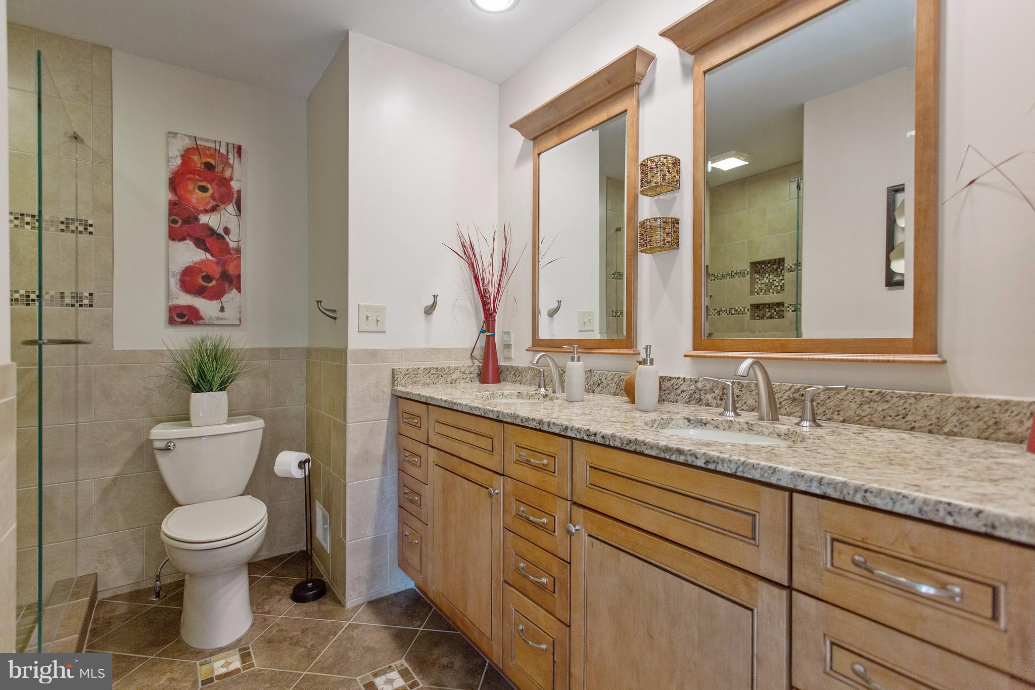 LAKE RIDGE - Residential