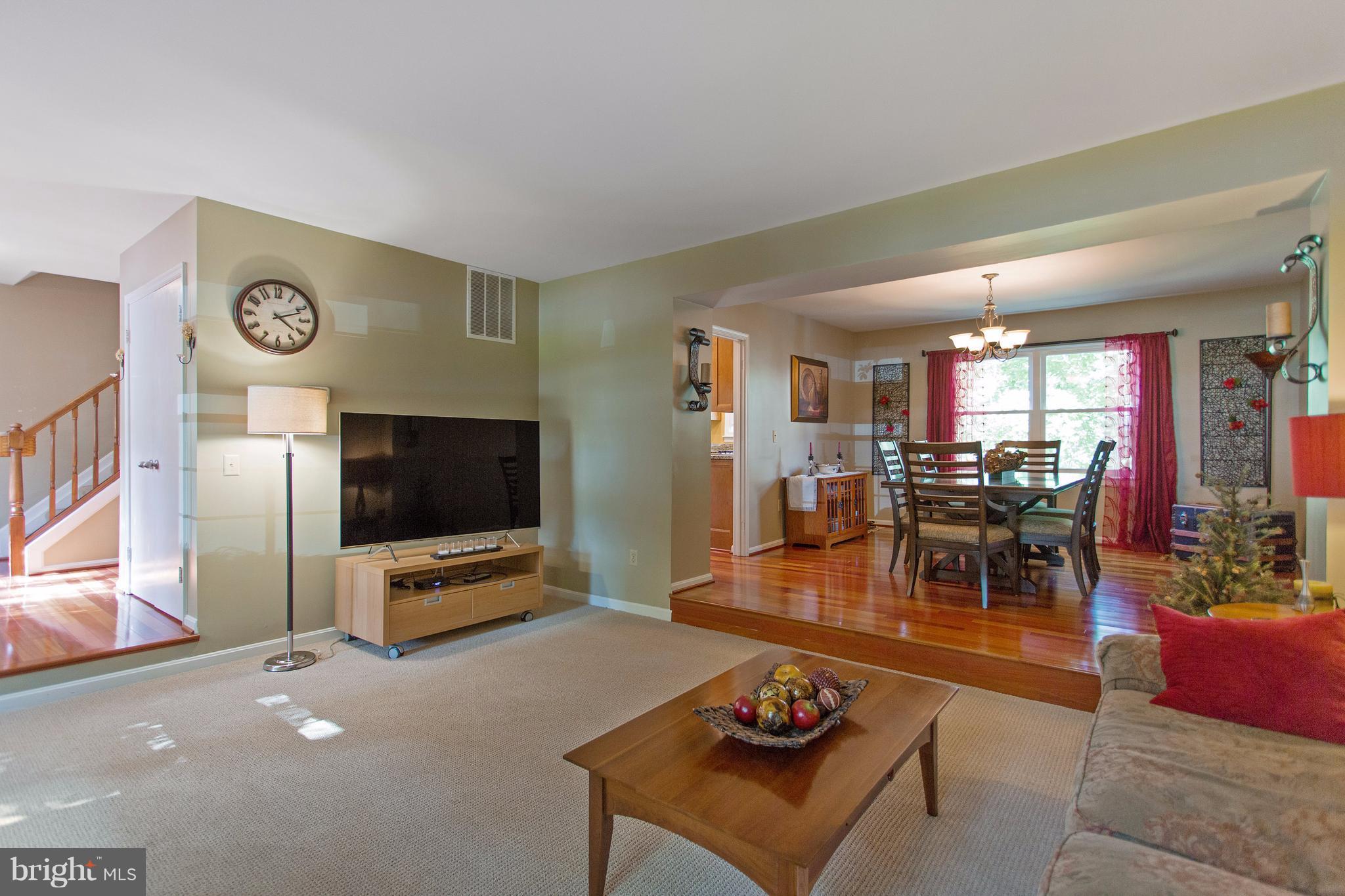 LAKE RIDGE - Residential