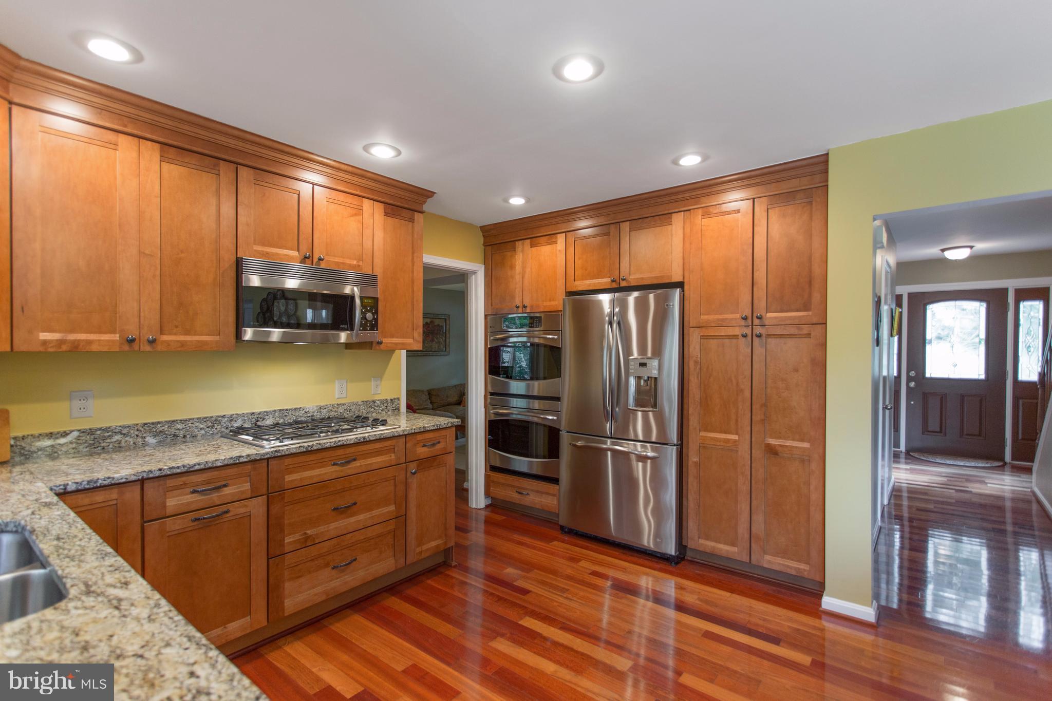 LAKE RIDGE - Residential