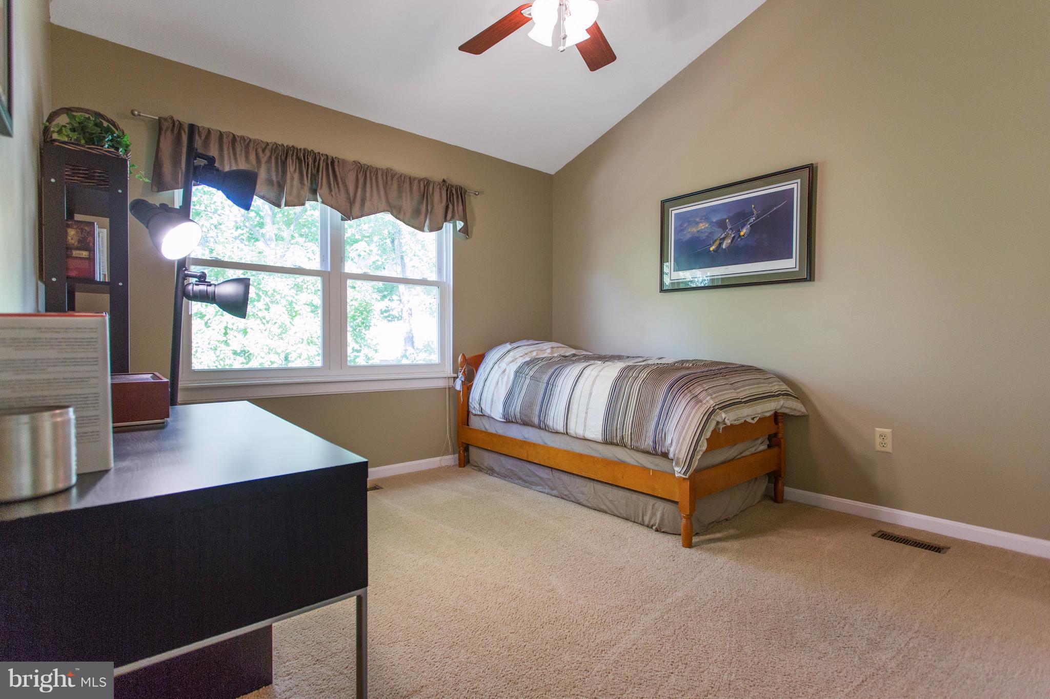 LAKE RIDGE - Residential