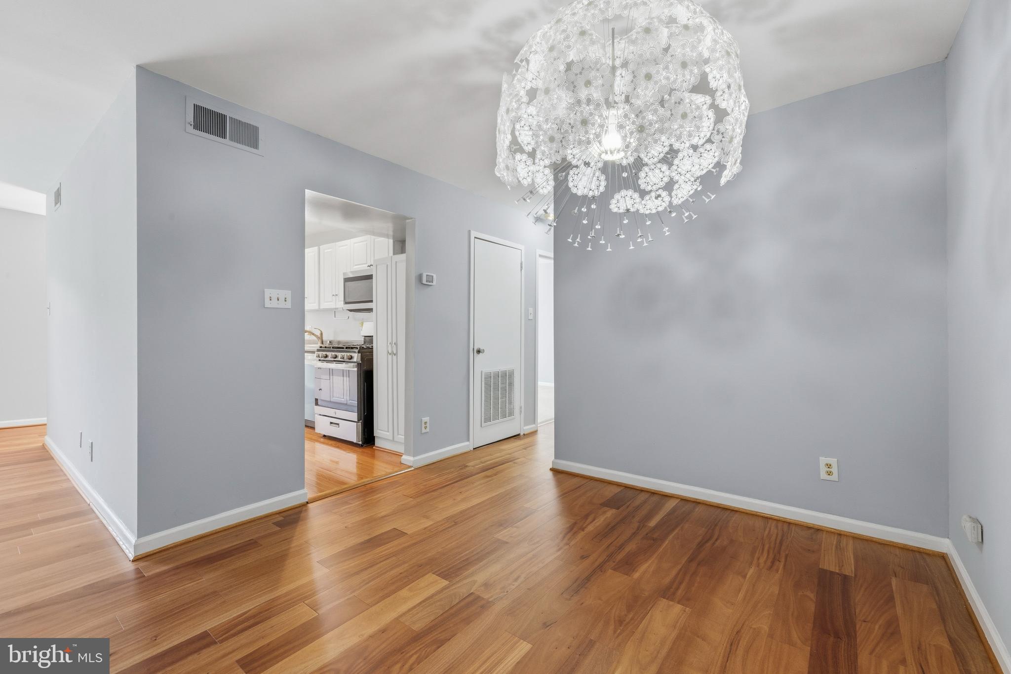 CHERRY GLEN CONDOS - Residential