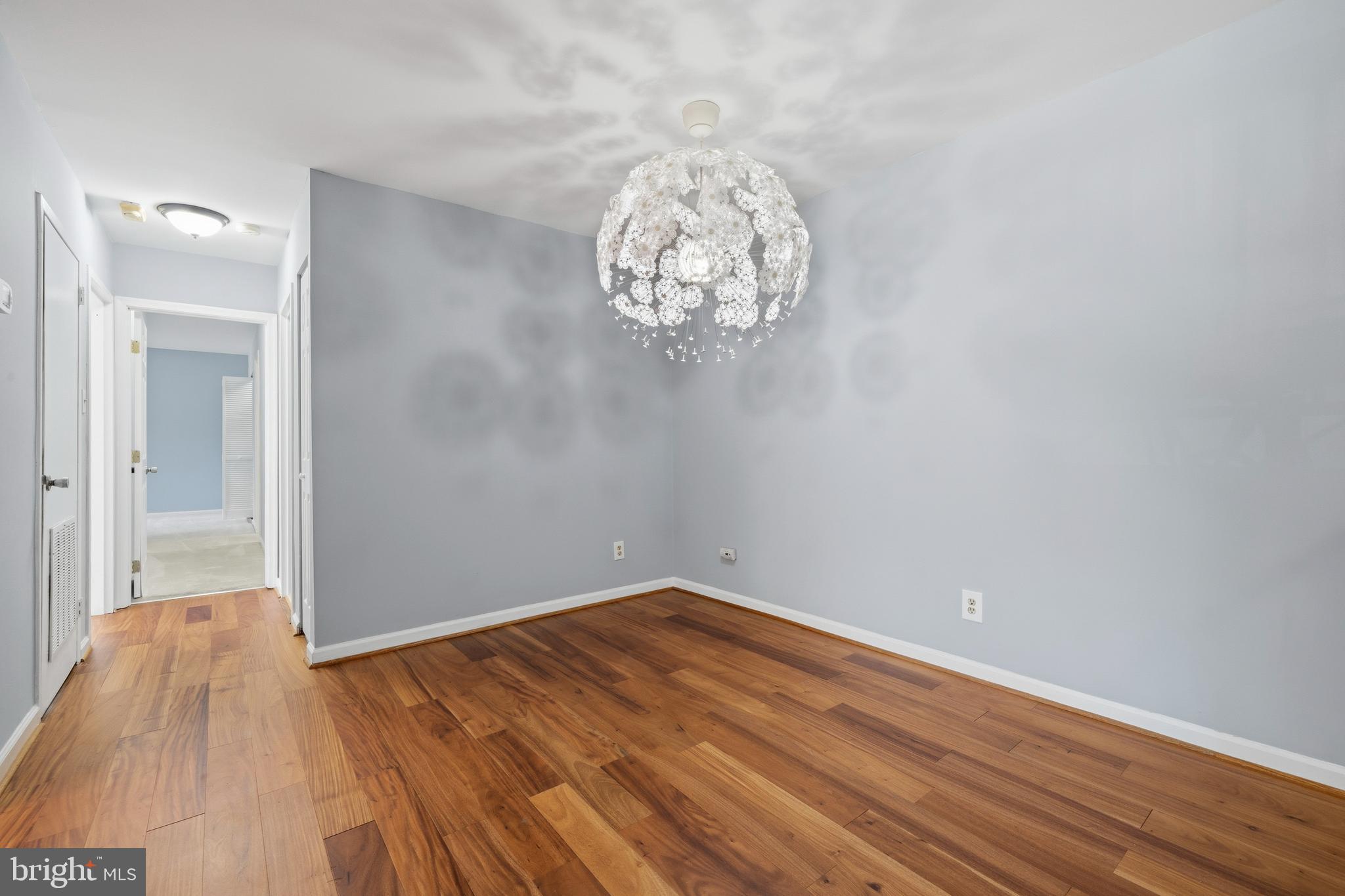CHERRY GLEN CONDOS - Residential