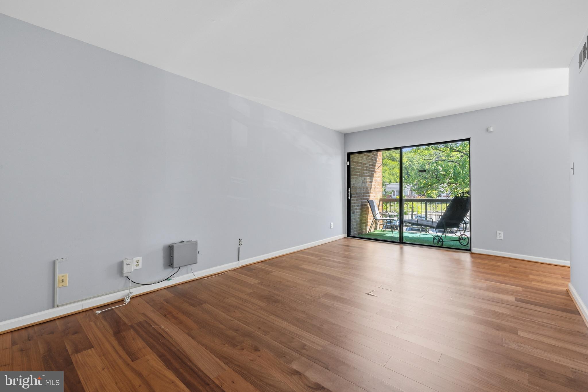 CHERRY GLEN CONDOS - Residential