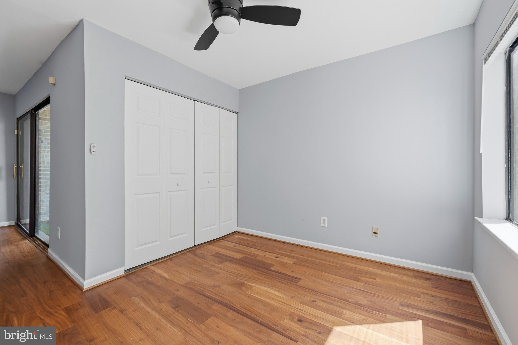 CHERRY GLEN CONDOS - Residential