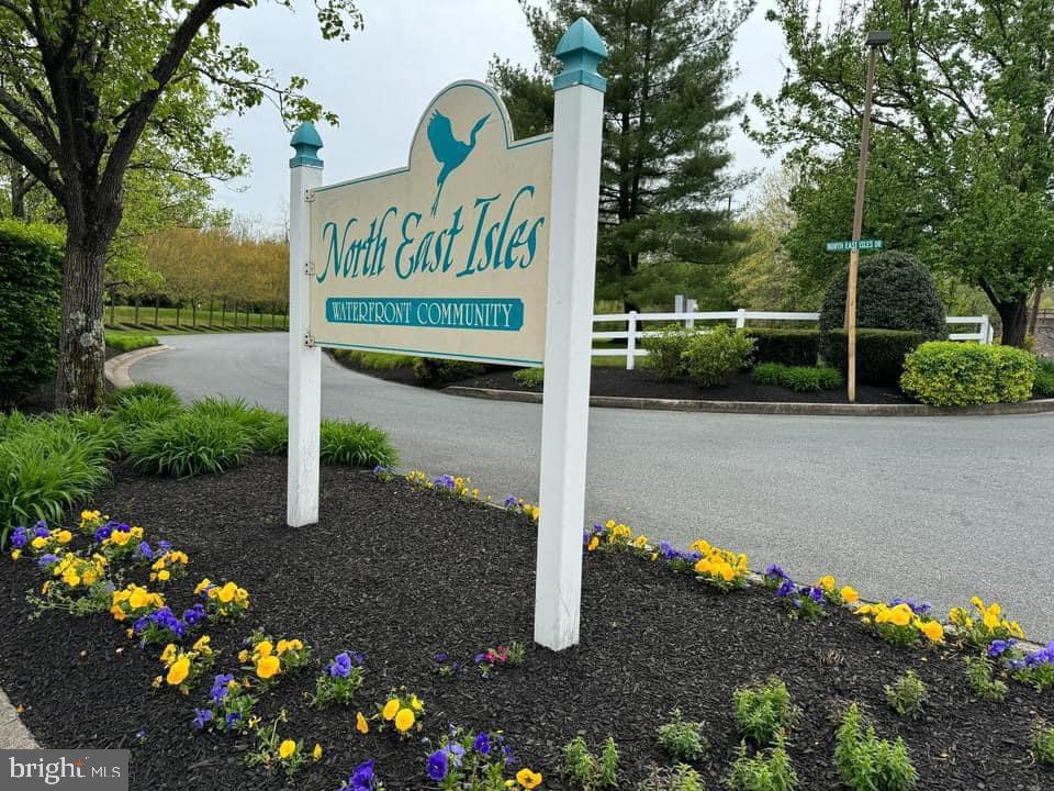 113 NE ISLE DRIVE