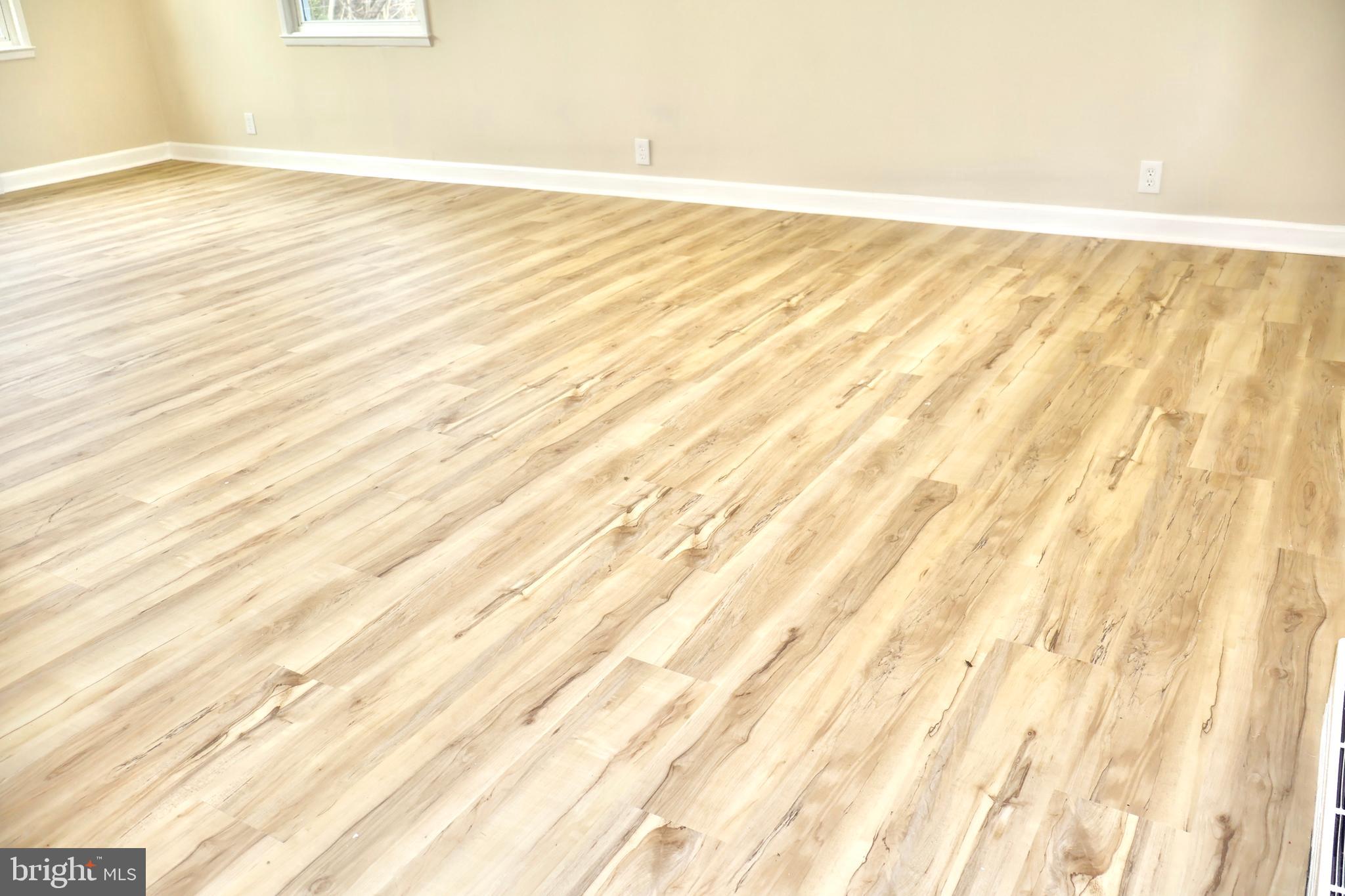 SOUTH STAFFORD - Residential