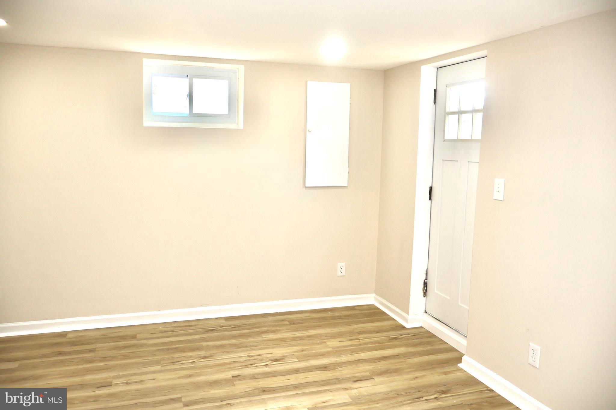 SOUTH STAFFORD - Residential