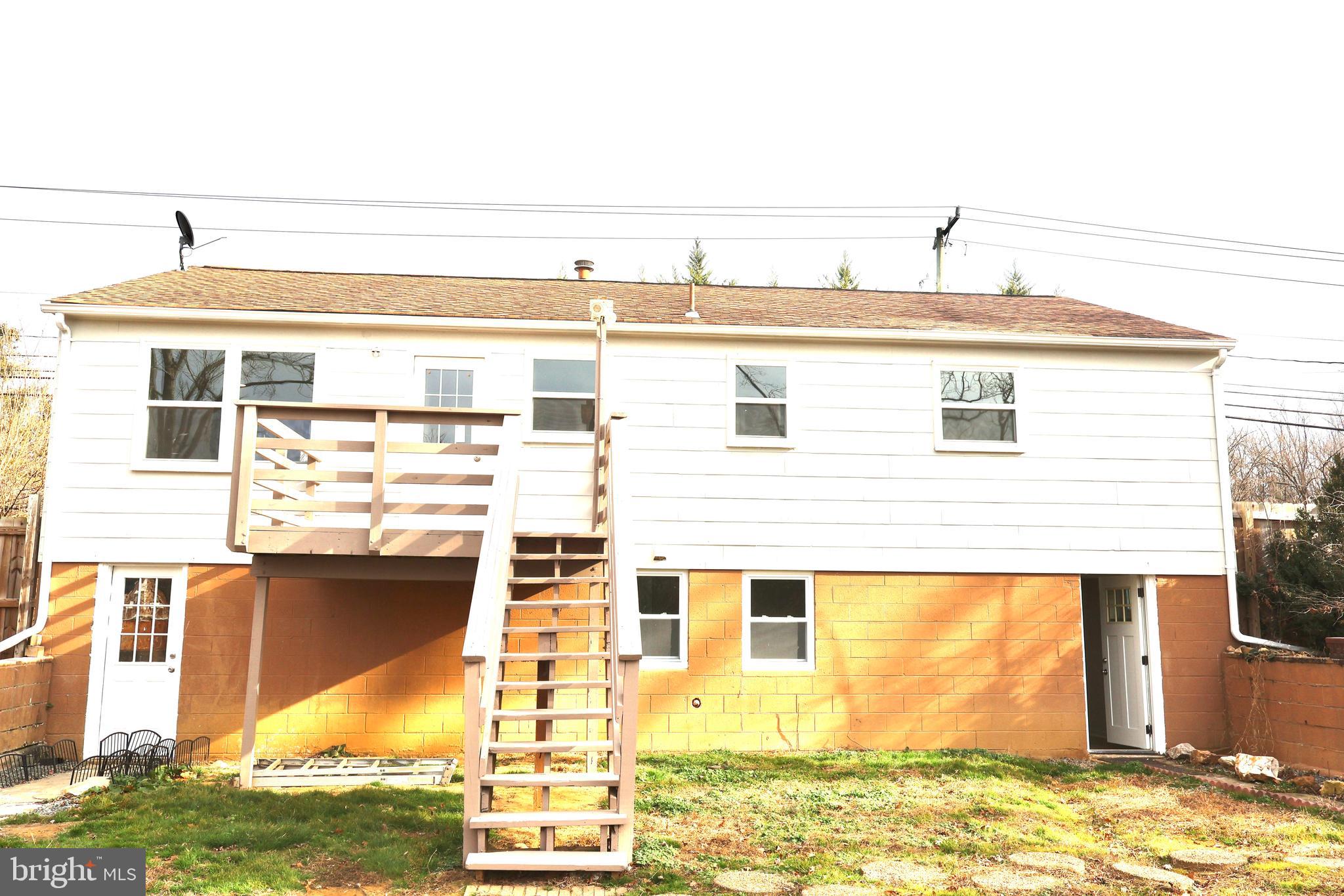 SOUTH STAFFORD - Residential