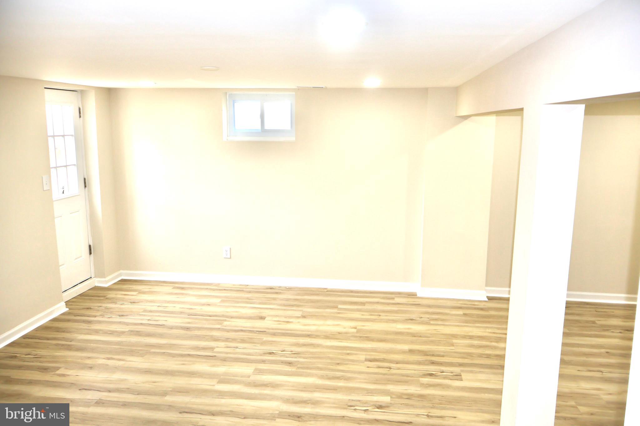 SOUTH STAFFORD - Residential