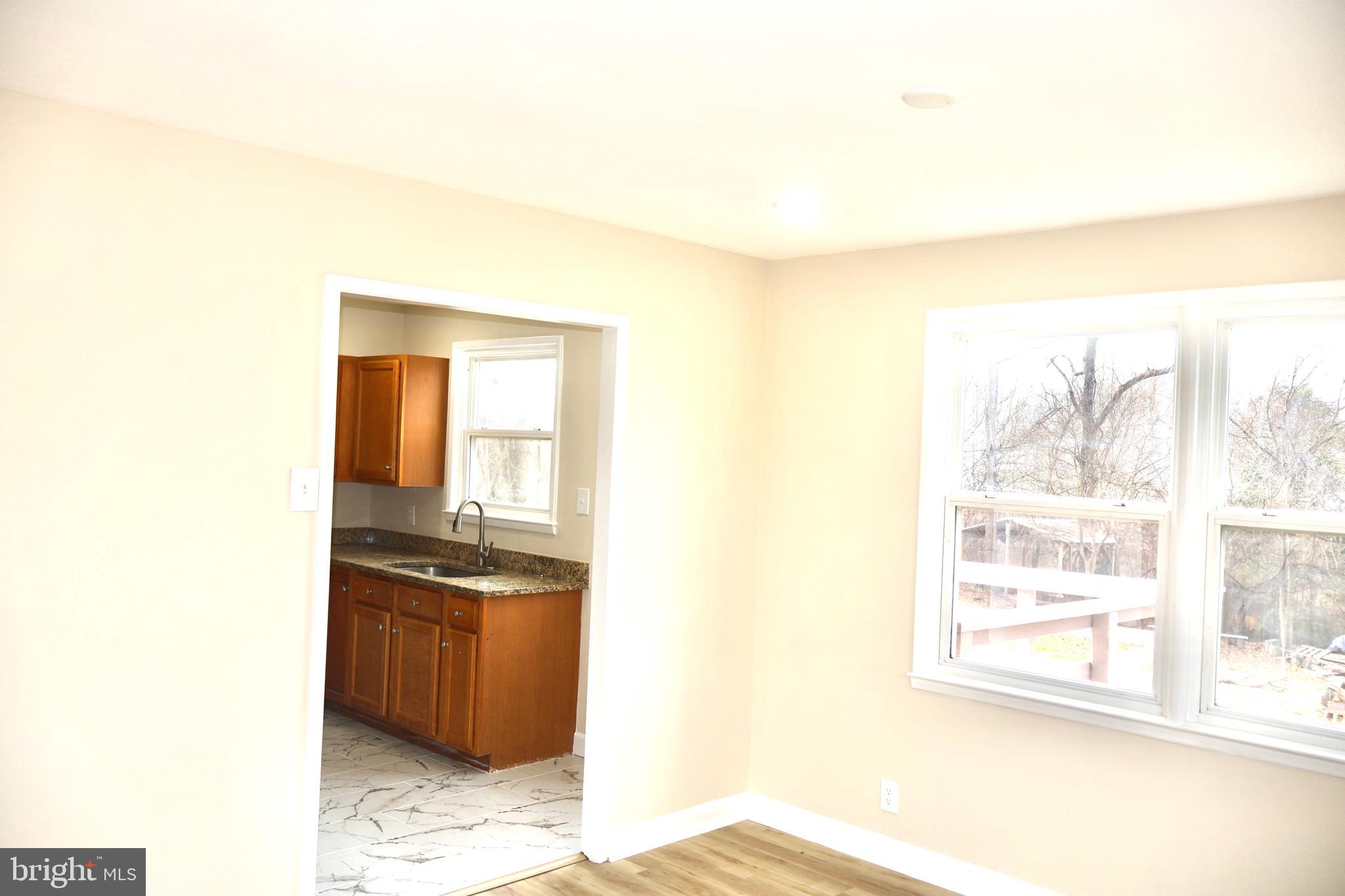 SOUTH STAFFORD - Residential