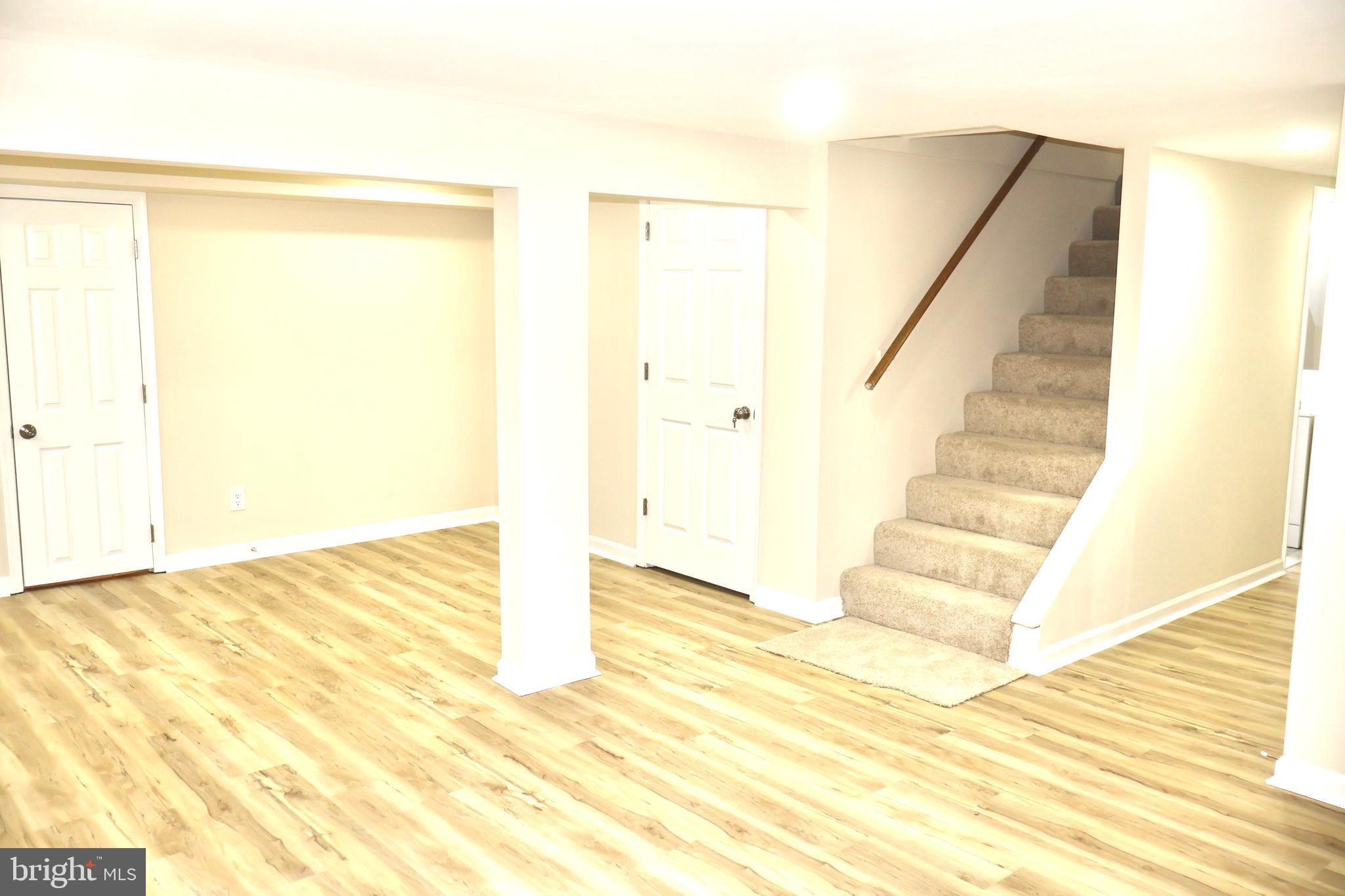 SOUTH STAFFORD - Residential