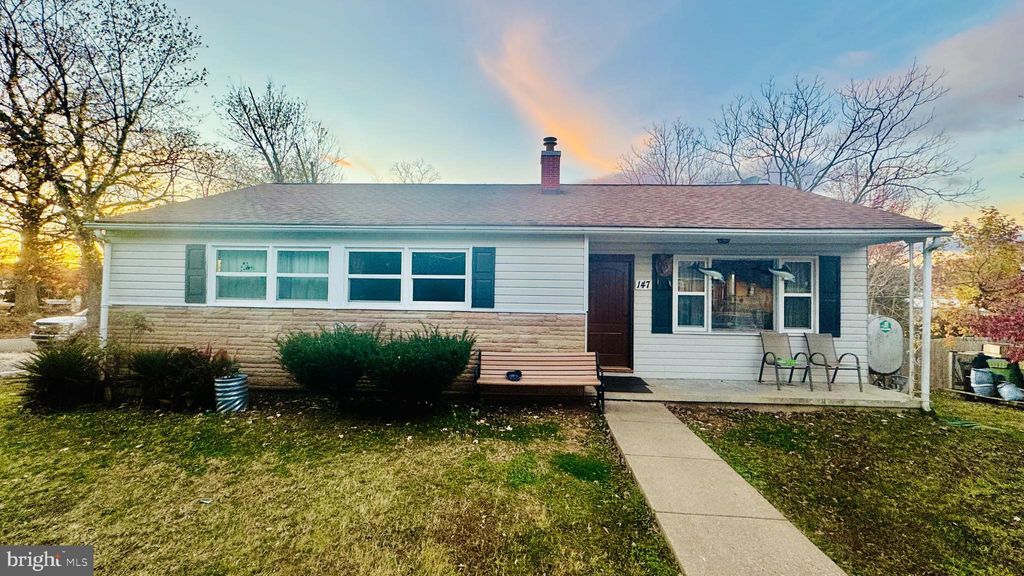 Photo of 147 Deacon Road, FREDERICKSBURG, VA 22405 (MLS # VAST2044406)