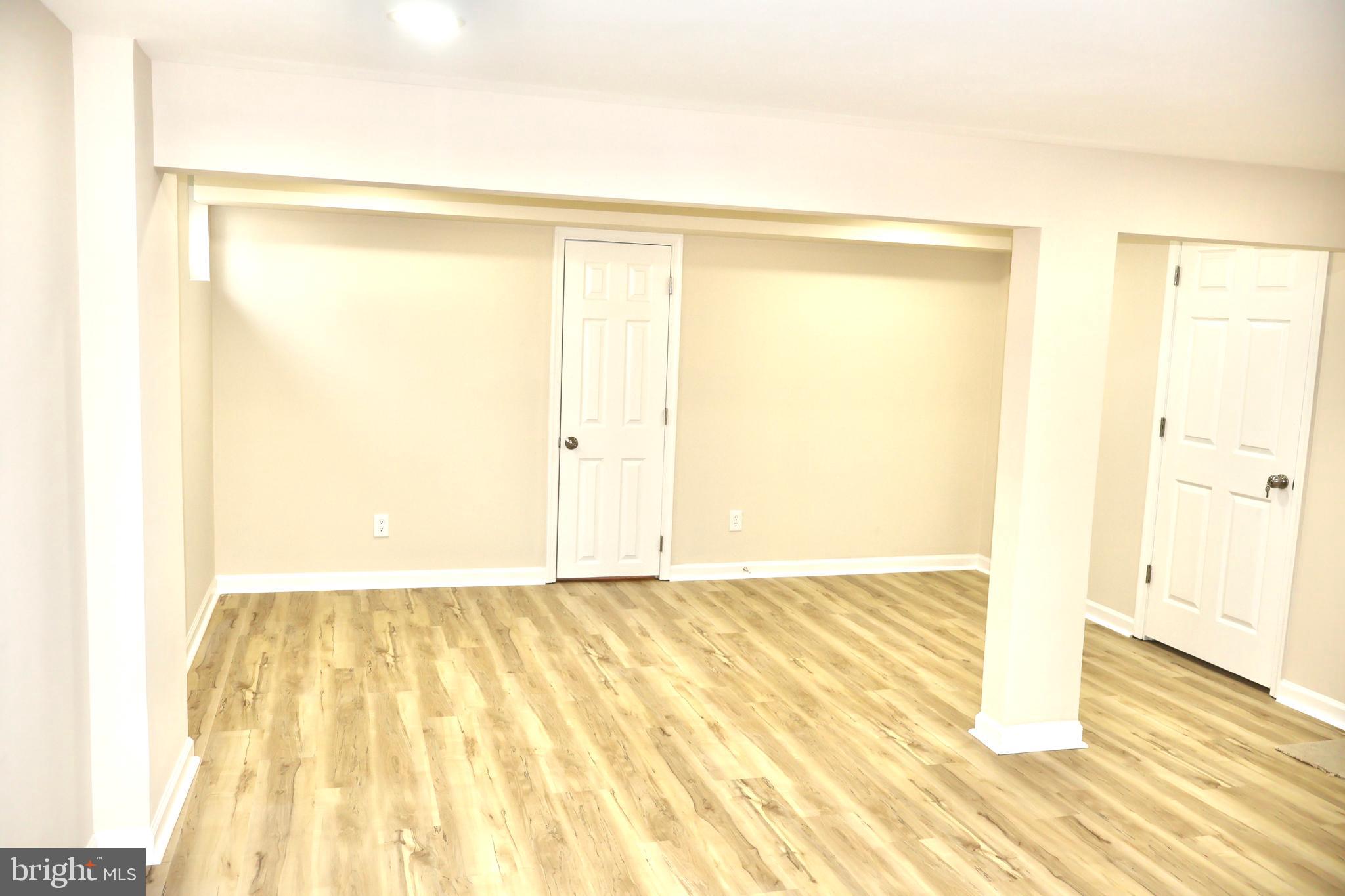 SOUTH STAFFORD - Residential