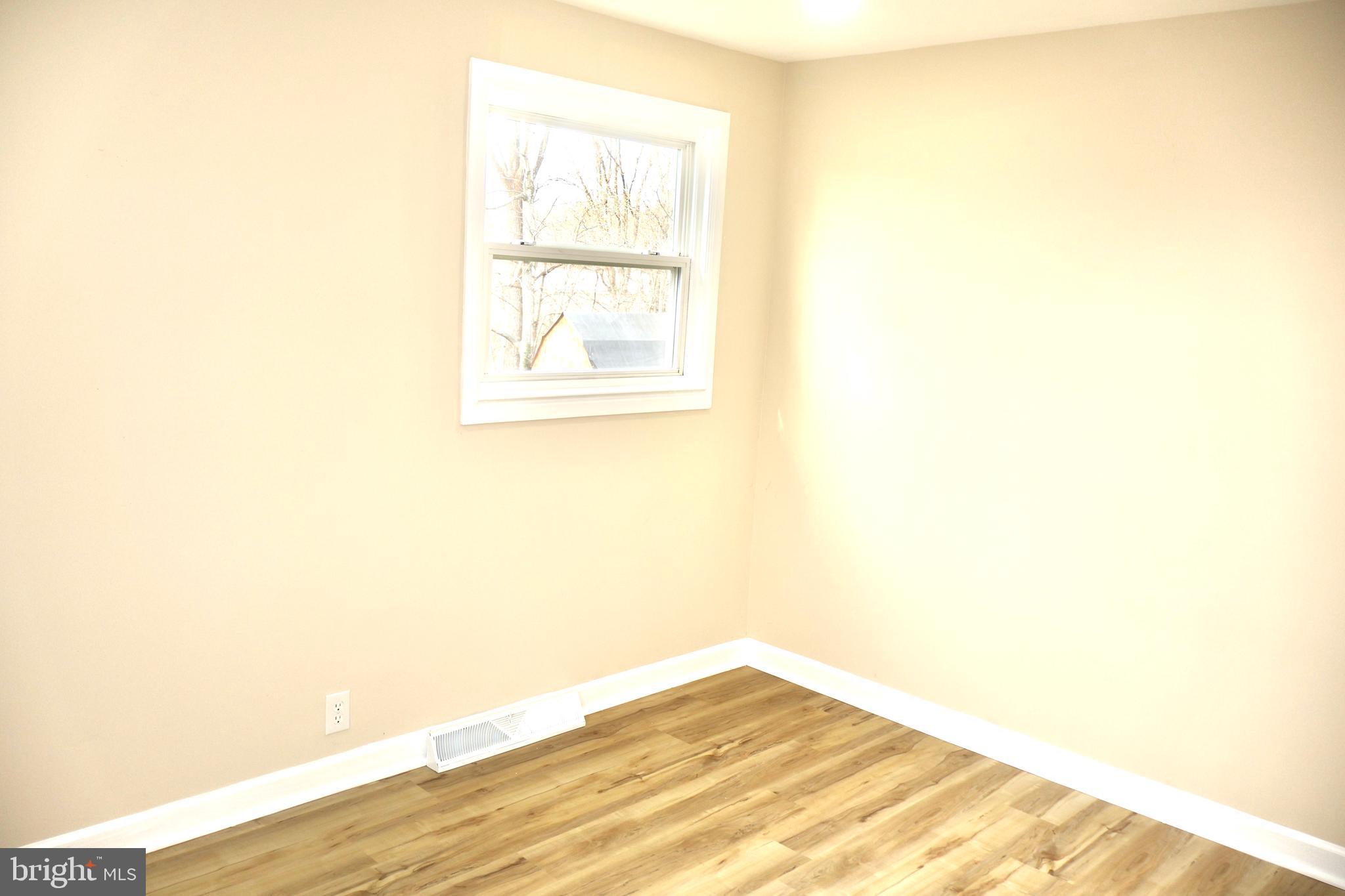 SOUTH STAFFORD - Residential