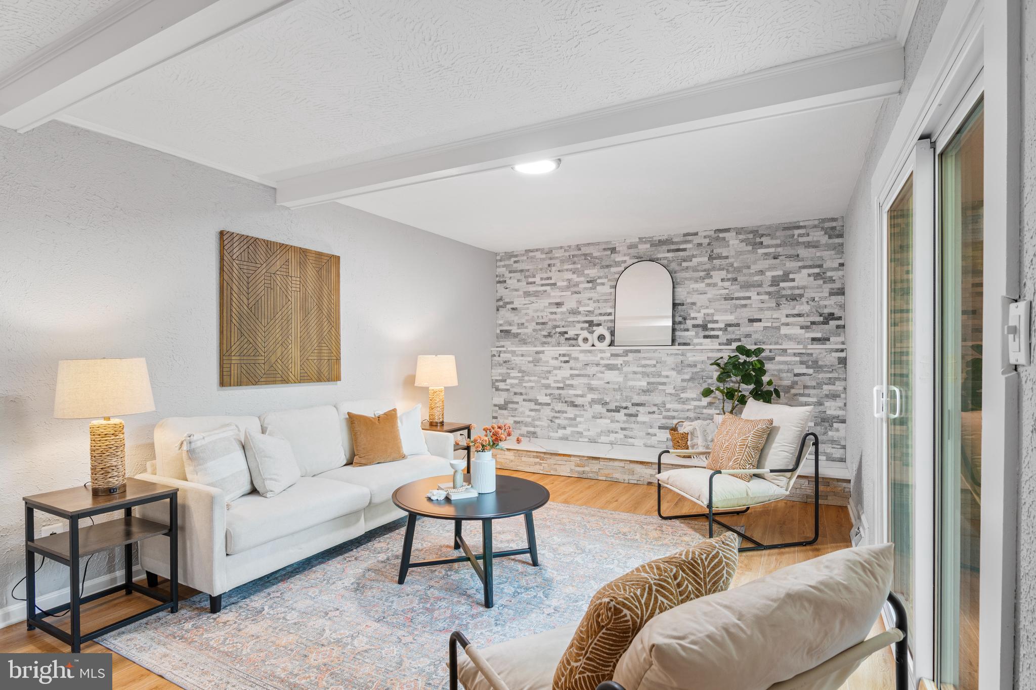 LONGFELLOW - Residential