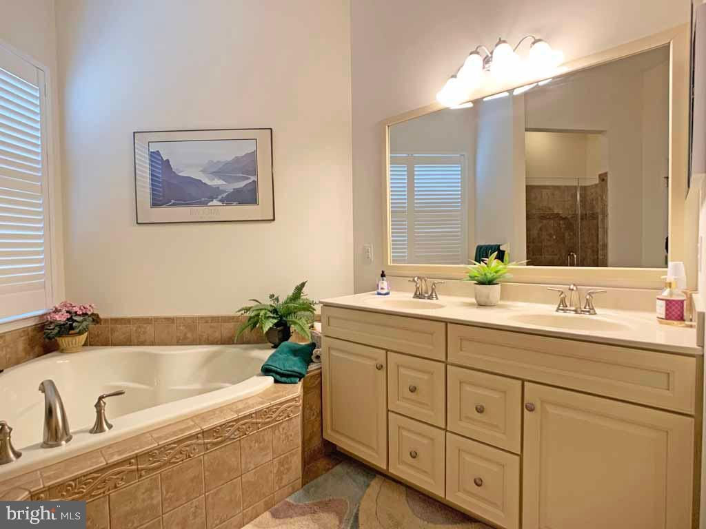 REGENCY AT YARDLEY - Residential