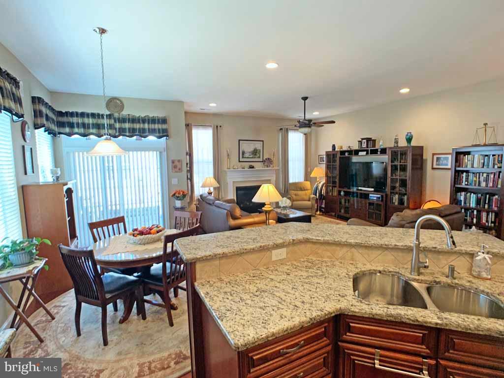 REGENCY AT YARDLEY - Residential