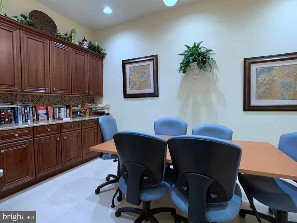 REGENCY AT YARDLEY - Residential