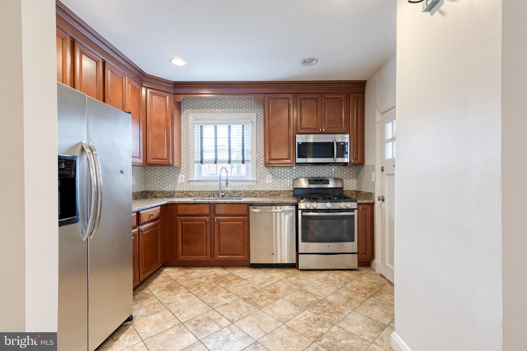 DUNDALK HIGHLANDS - Residential Lease