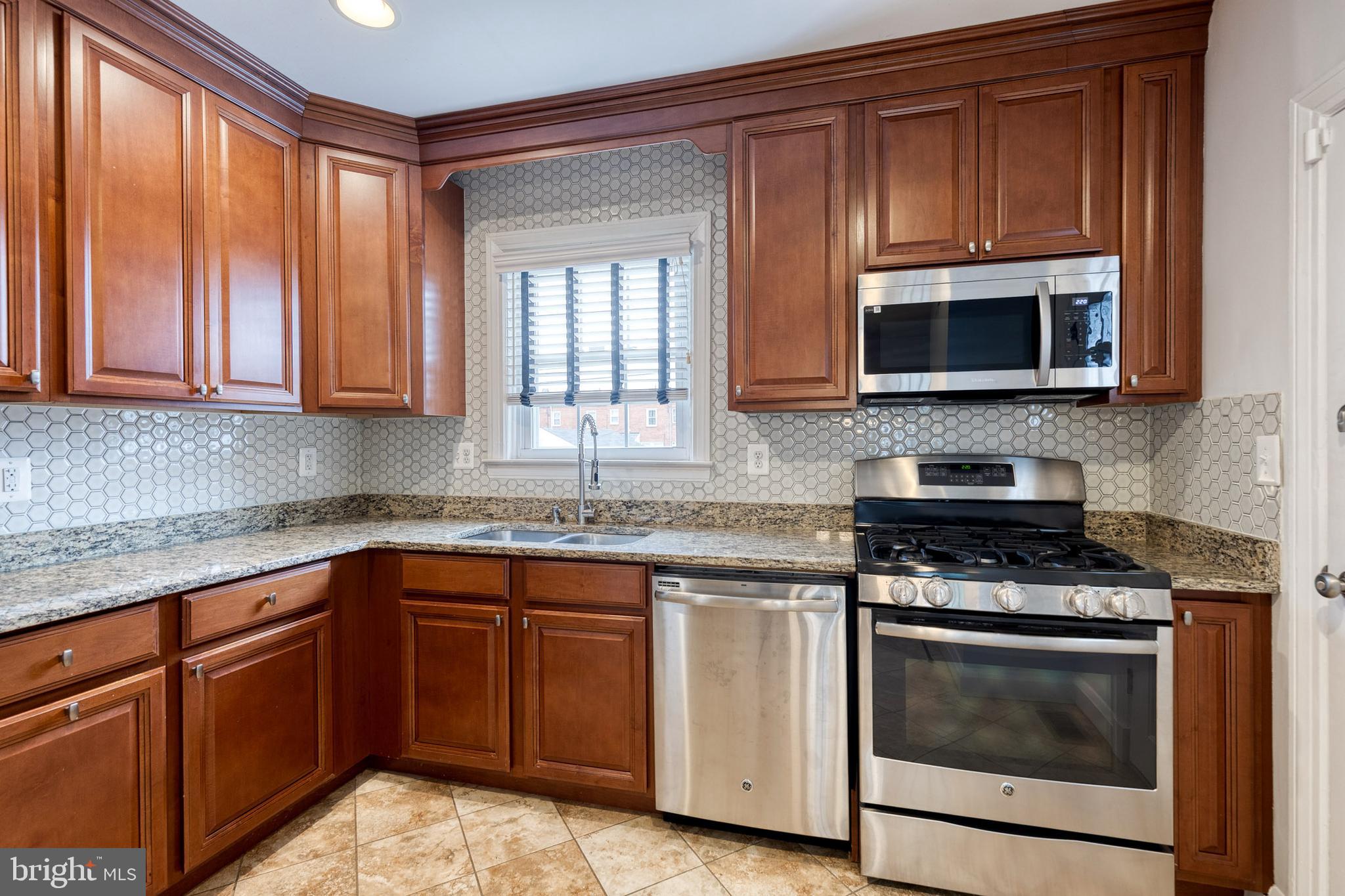 DUNDALK HIGHLANDS - Residential Lease
