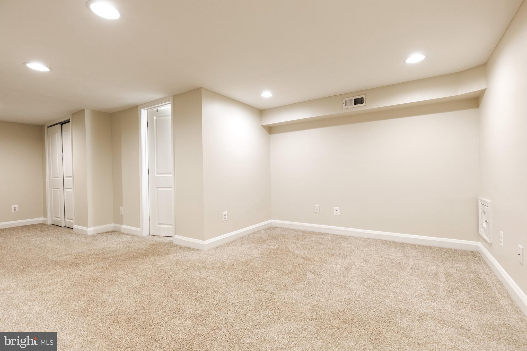 DUNDALK HIGHLANDS - Residential Lease