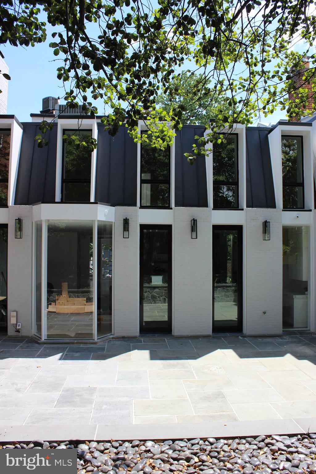 GEORGETOWN - Residential