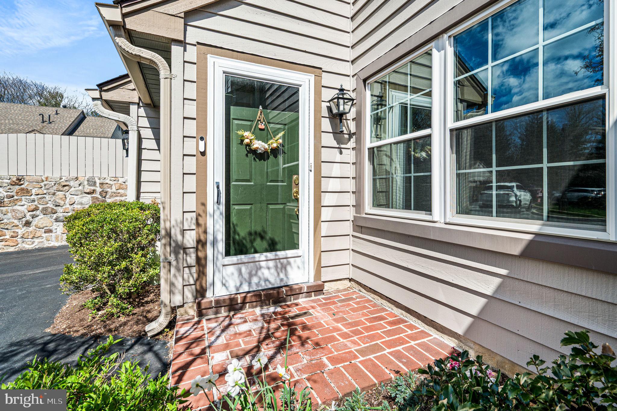 28 MANCHESTER COURT 28