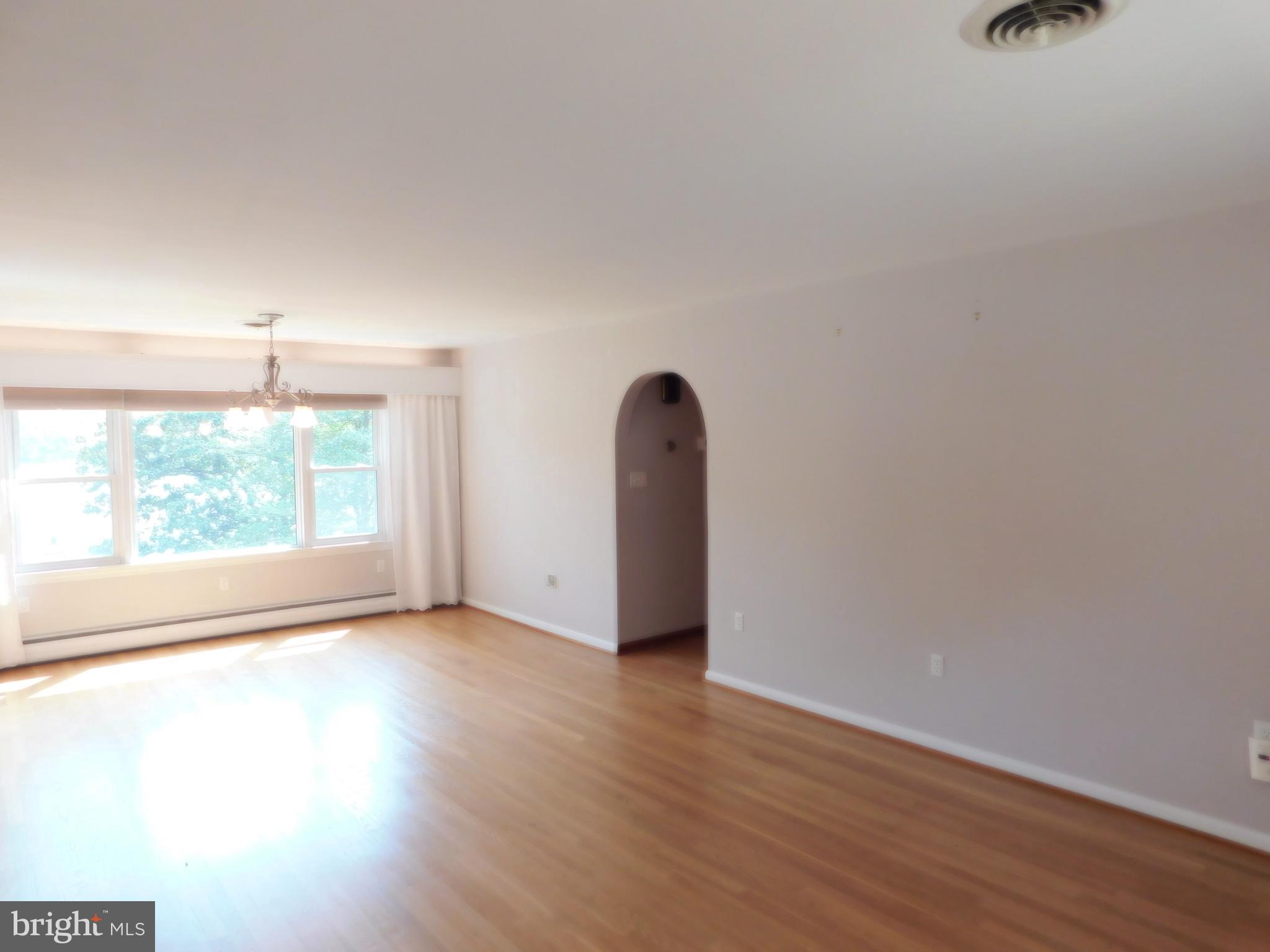 TAYLOR EST - Residential