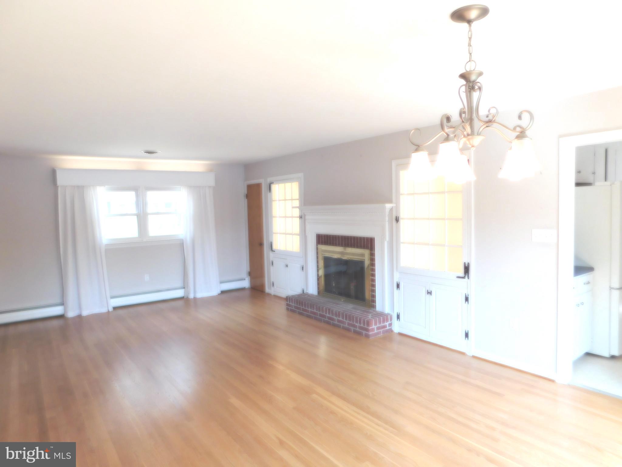 TAYLOR EST - Residential